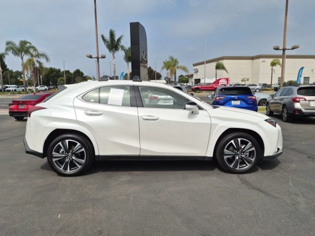 Certified 2025 Lexus UX 300h Premium SUV