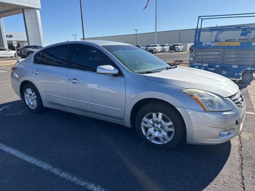 Used 2012 Nissan Altima 2.5 S Sedan
