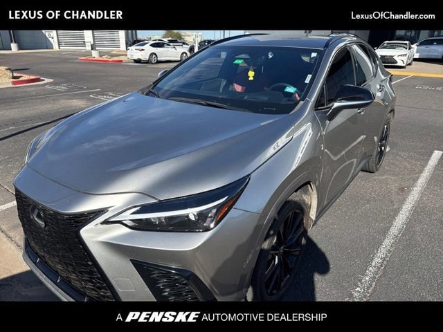 2022 Lexus NX 350's photo