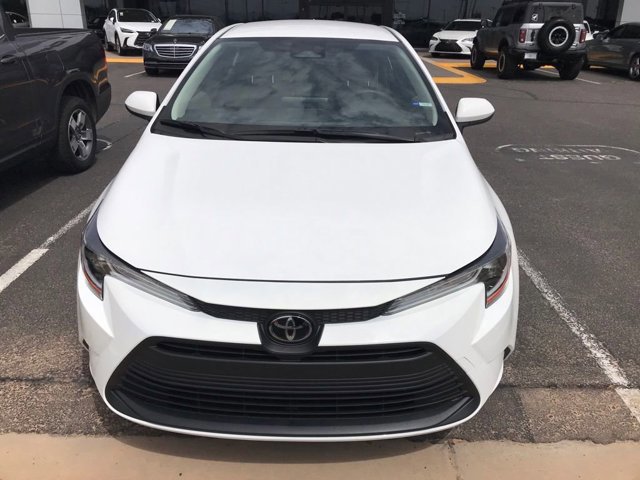 2023 Toyota Corolla SE XLE photo 2