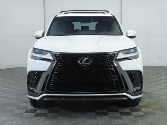 2024 Lexus LX 600 F SPORT photo 2