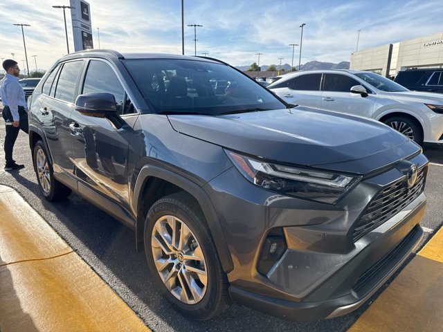 2022 Toyota RAV4 Limited photo 3