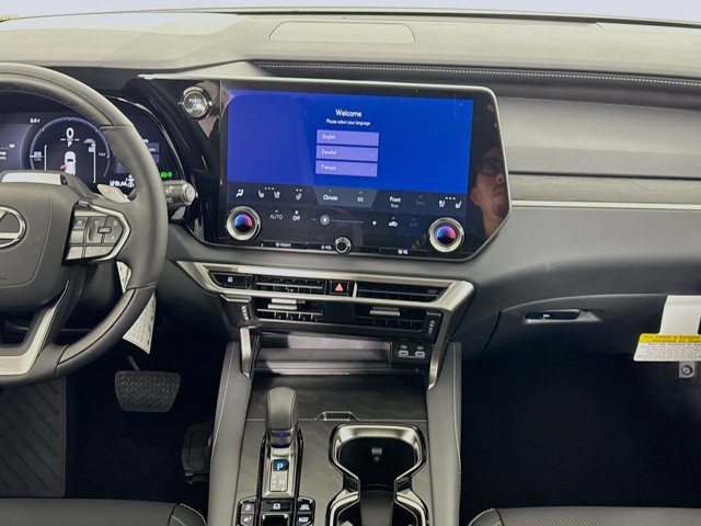 2026 Lexus RX 450h+ Premium - Photo 15