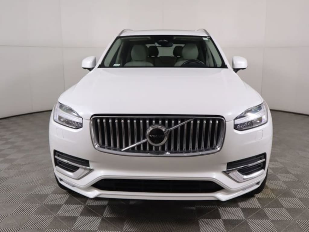 Used 2023 Volvo XC90 B5 AWD Plus SUV