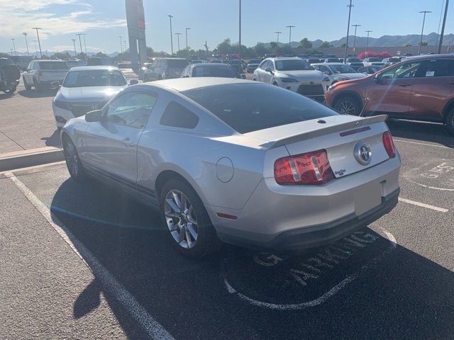 2010 Ford Mustang Base photo 4