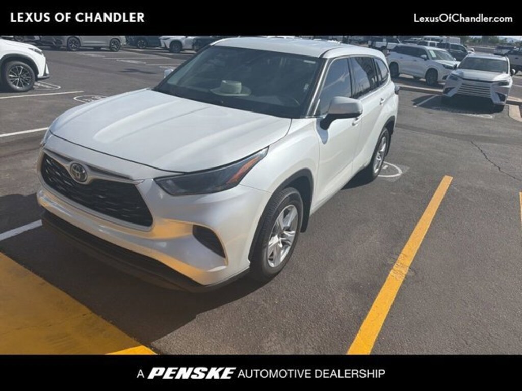 Used 2022 Toyota Highlander L SUV