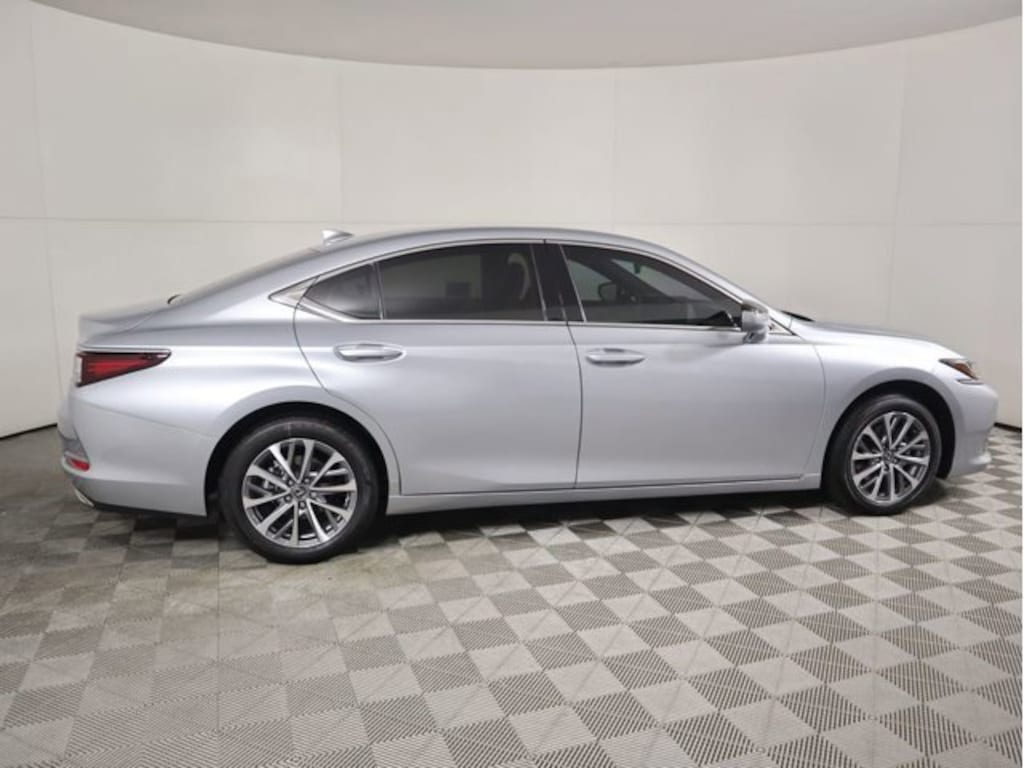 New 2025 Lexus ES 350 4-DOOR SEDAN