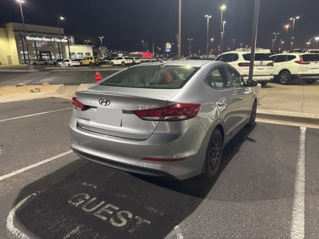 Used 2017 Hyundai Elantra SE Sedan