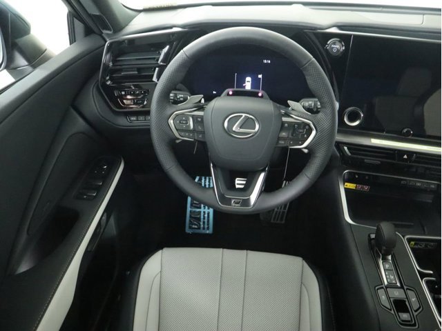 2026 Lexus TX 500h F-Sport Premium - Photo 11