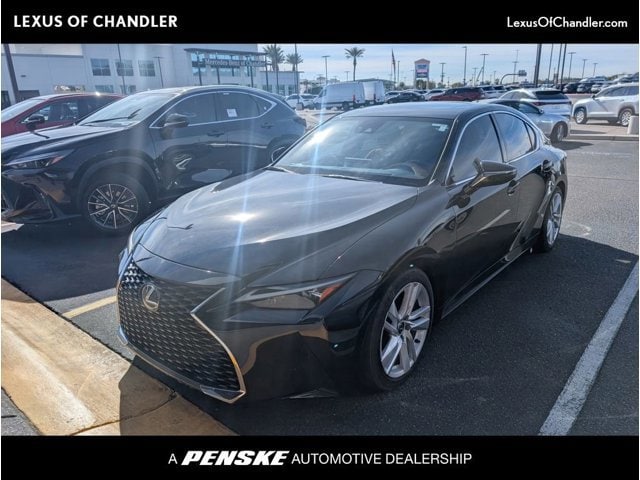 2024 Lexus IS 300's photo