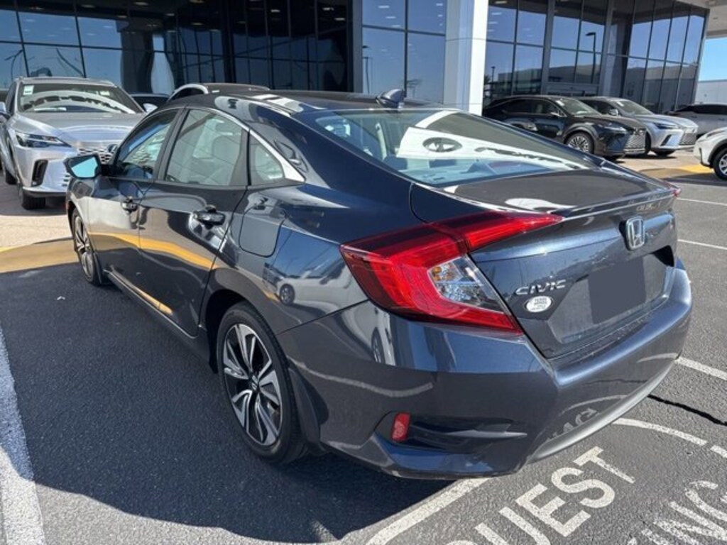 Used 2017 Honda Civic EX-T Sedan