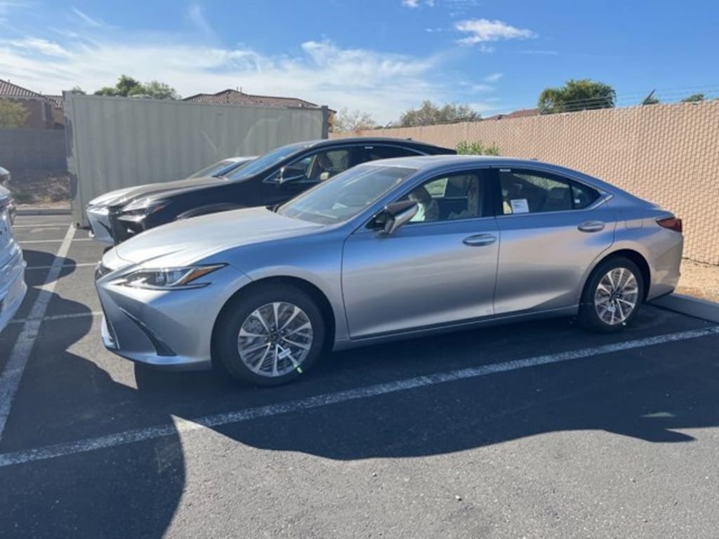 New 2025 Lexus ES 350 4-DOOR SEDAN