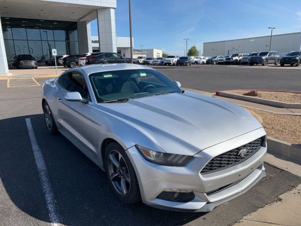 Used 2016 Ford Mustang V6 Coupe