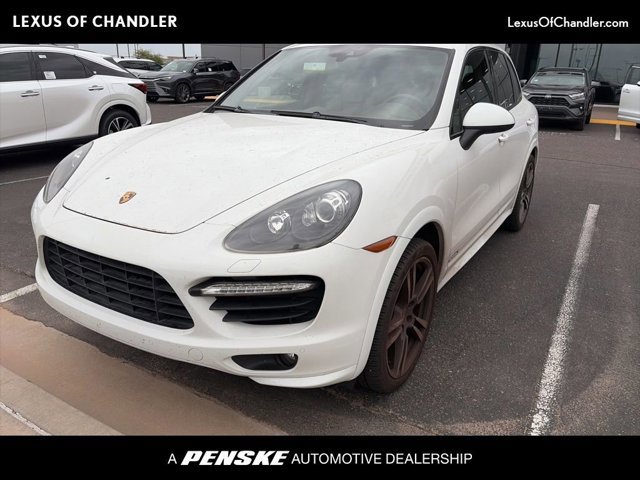 2014 Porsche Cayenne GTS's photo