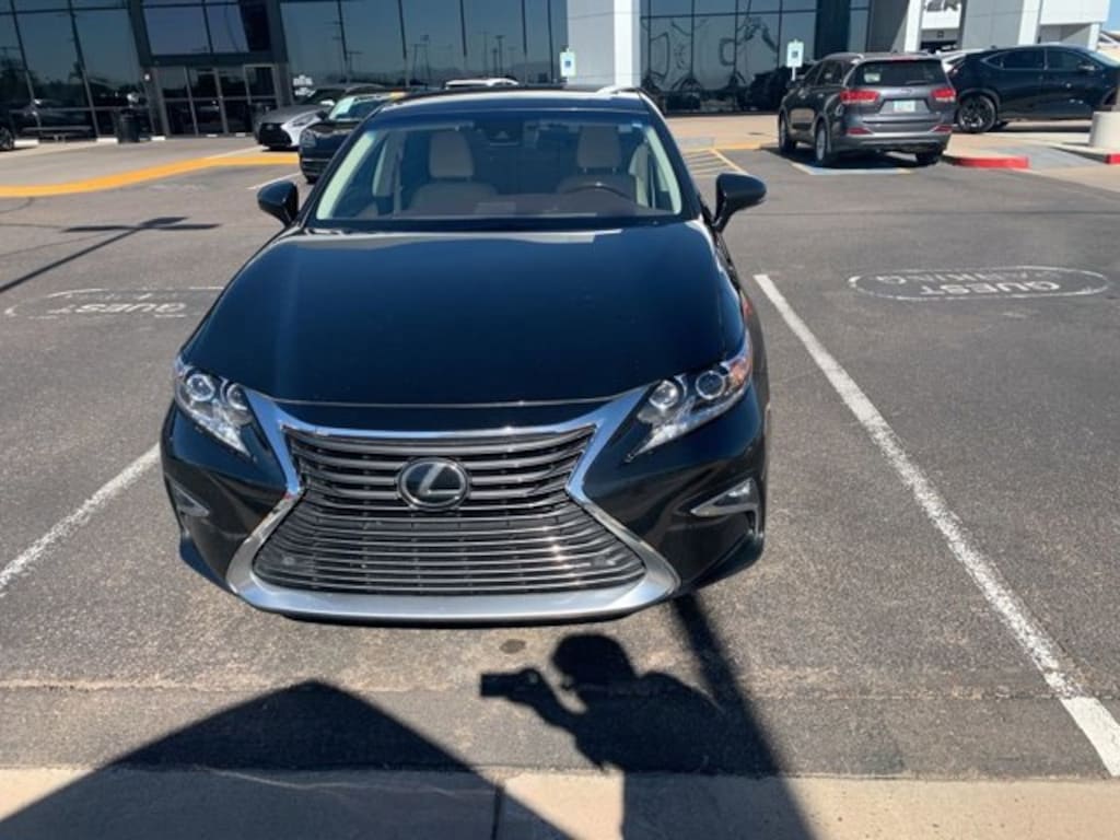 Used 2016 Lexus ES 350  Sedan