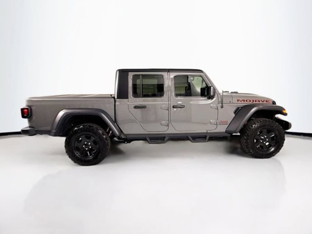 Used 2023 Jeep Gladiator Mojave Truck Crew Cab