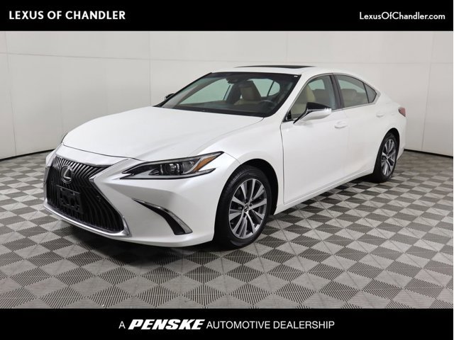 2021 Lexus ES 350's photo