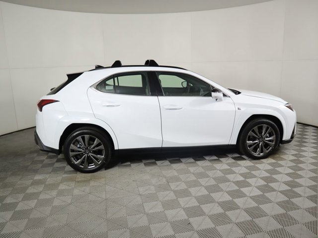 2025 Lexus UX photo 4