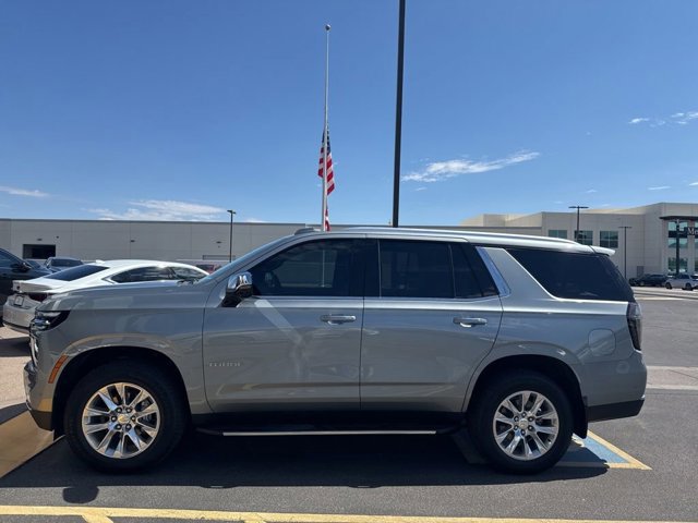 2025 Chevrolet Tahoe Premier photo 3