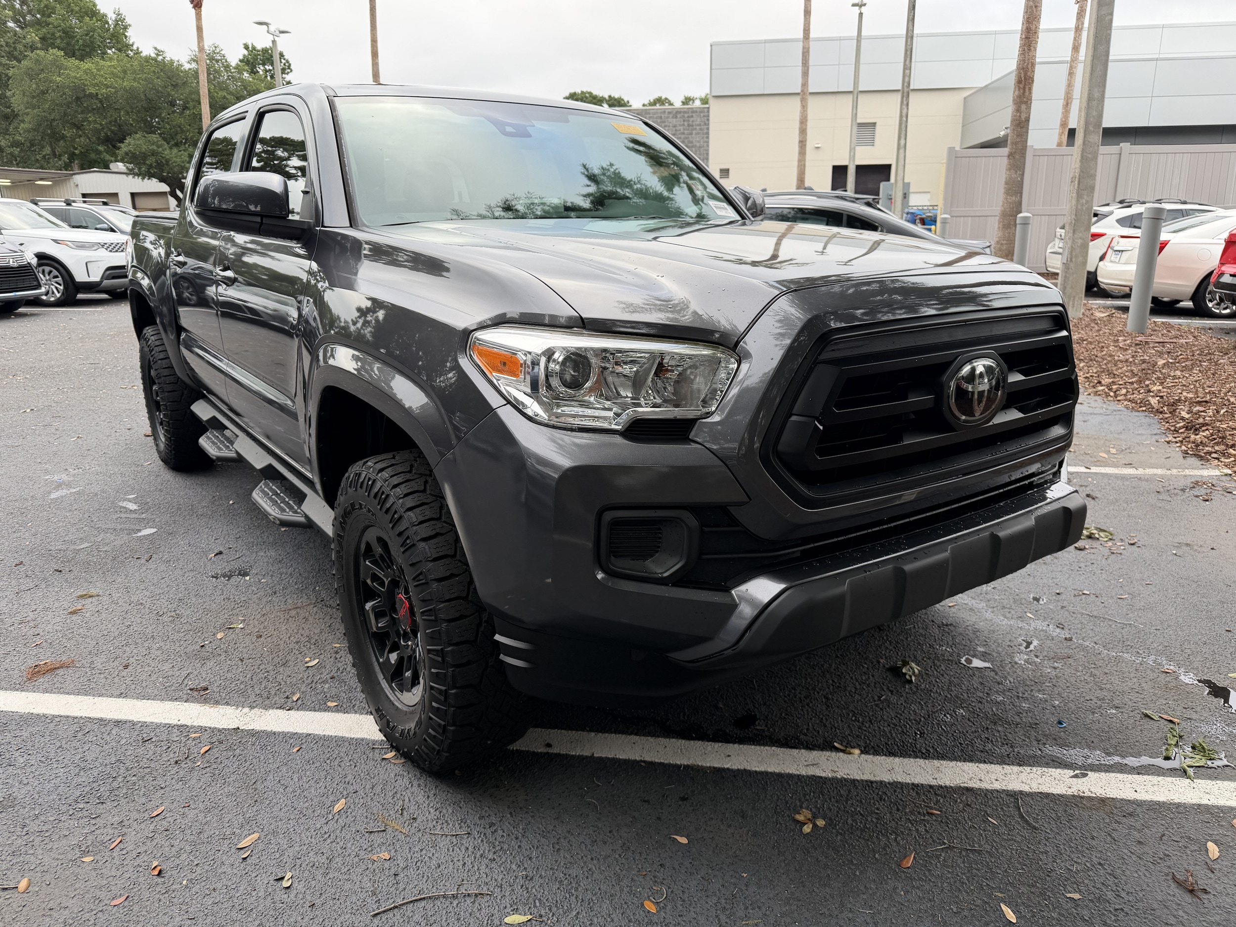 Toyota Tacoma 2WD SR