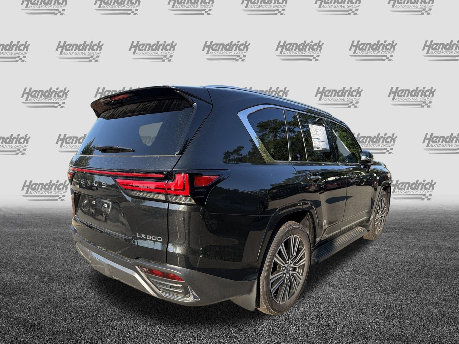LEXUS LX 600 LUXURY