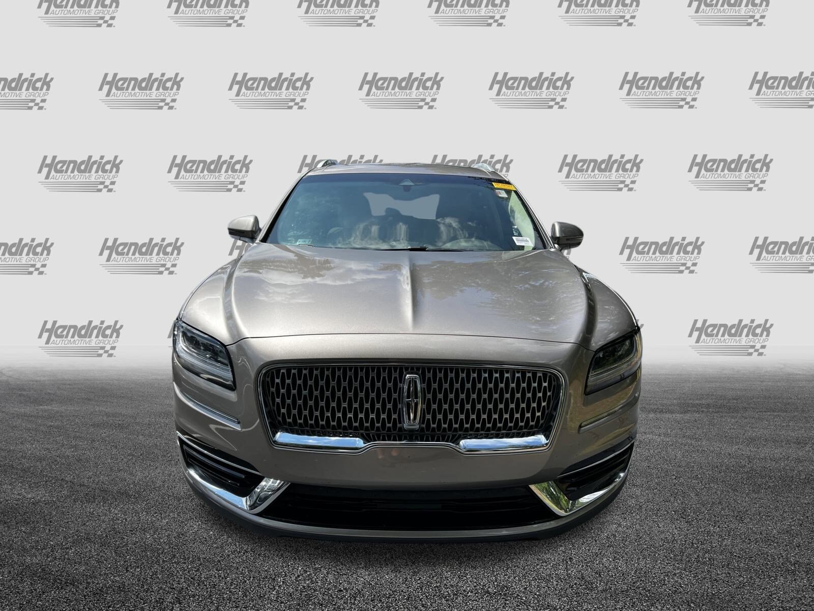 2020 Lincoln Nautilus Standard photo 2