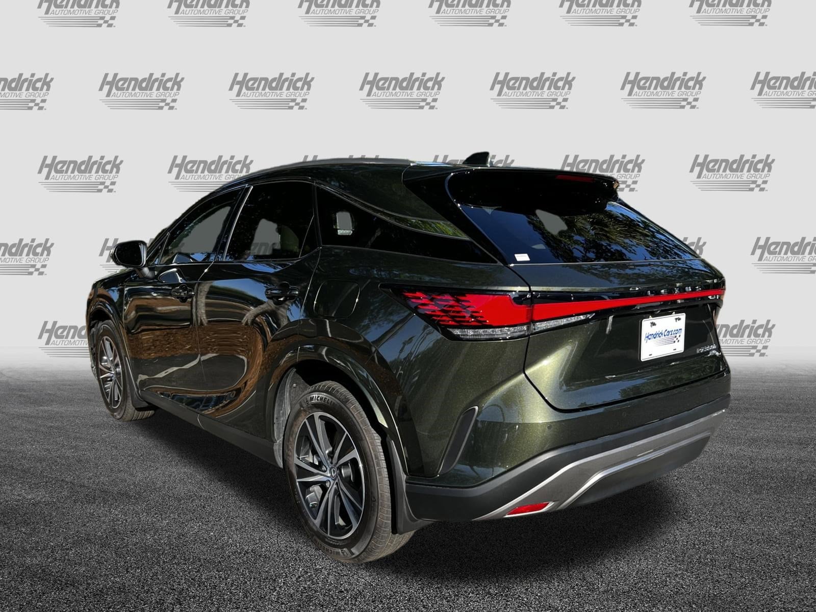 2023 LEXUS RX RX 350h Premium Plus photo 4