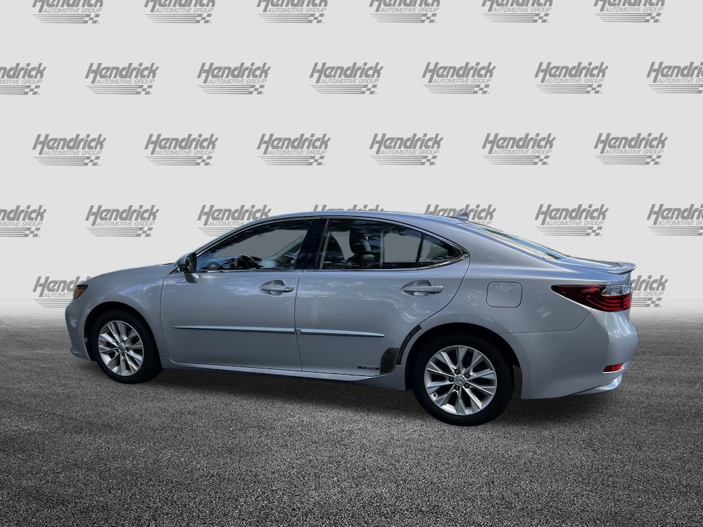 Used 2013 Lexus ES 300h Hybrid Sedan