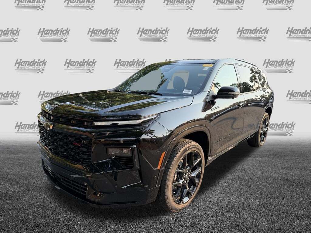 Used 2025 Chevrolet Traverse FWD RS SUV