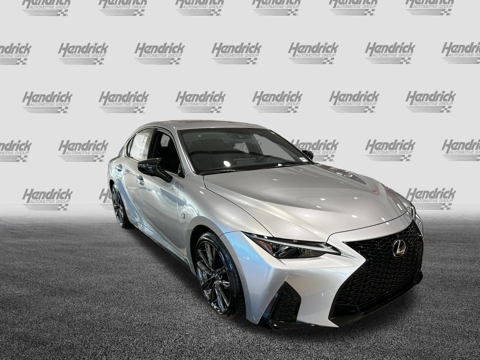 2025 Lexus IS 350 F SPORT photo 2