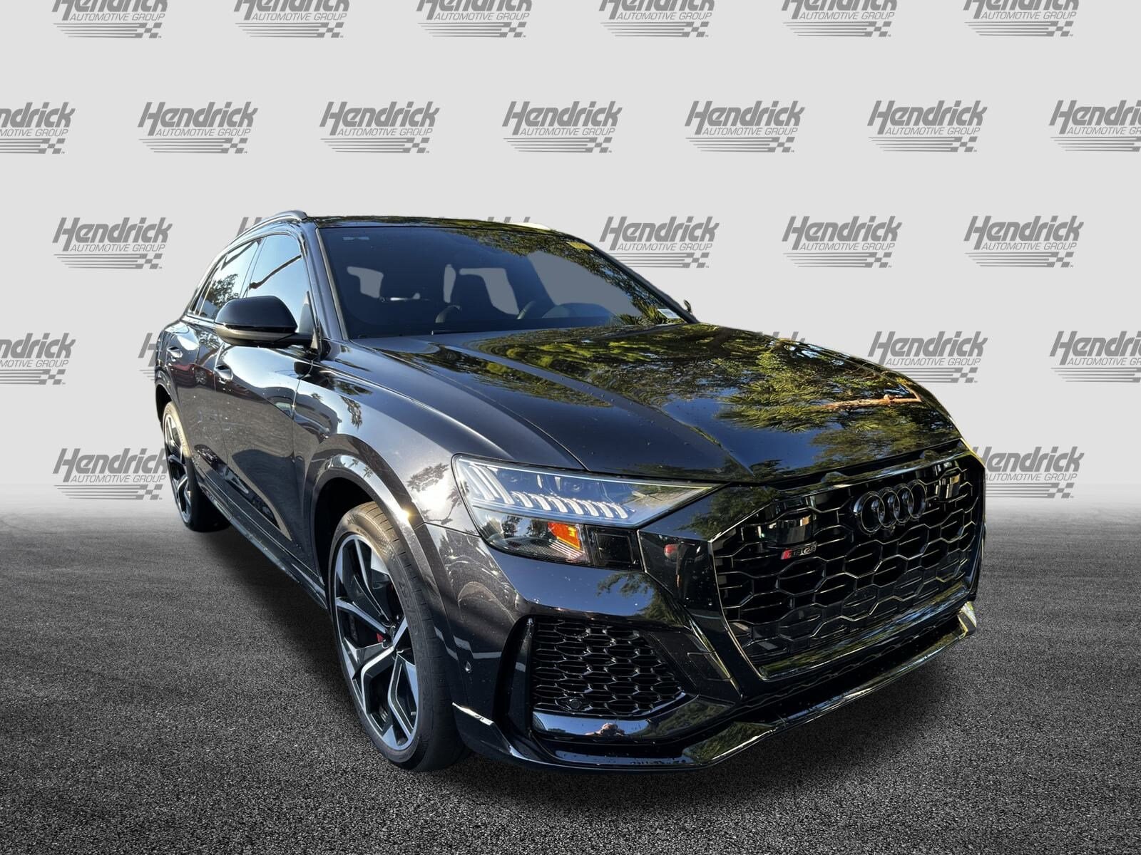 2021 Audi RS Q8 photo 2