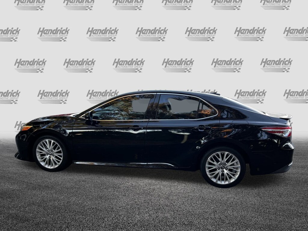 Used 2018 Toyota Camry XLE V6 Sedan