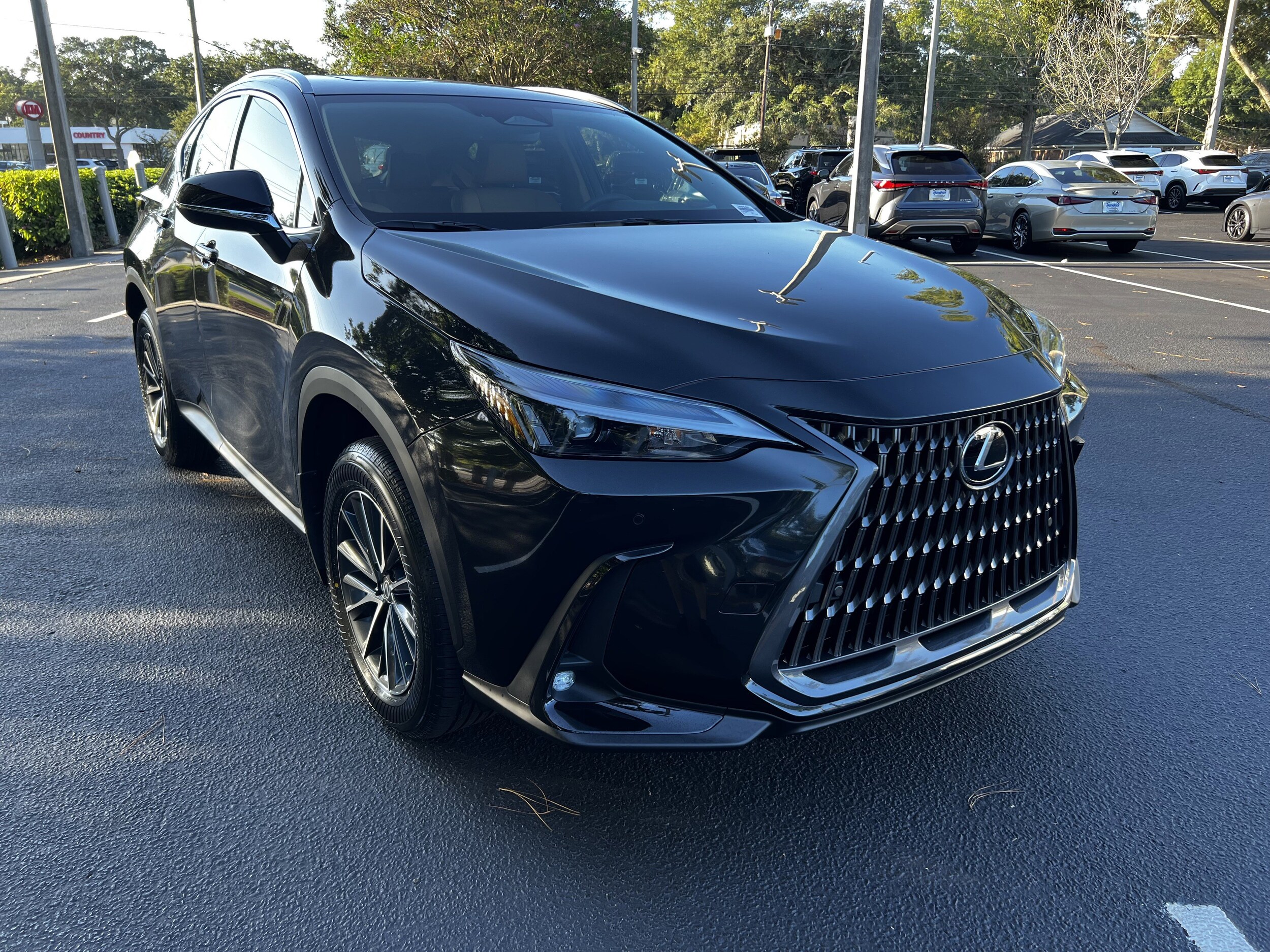 2026 Lexus NX 350 Premium photo 2