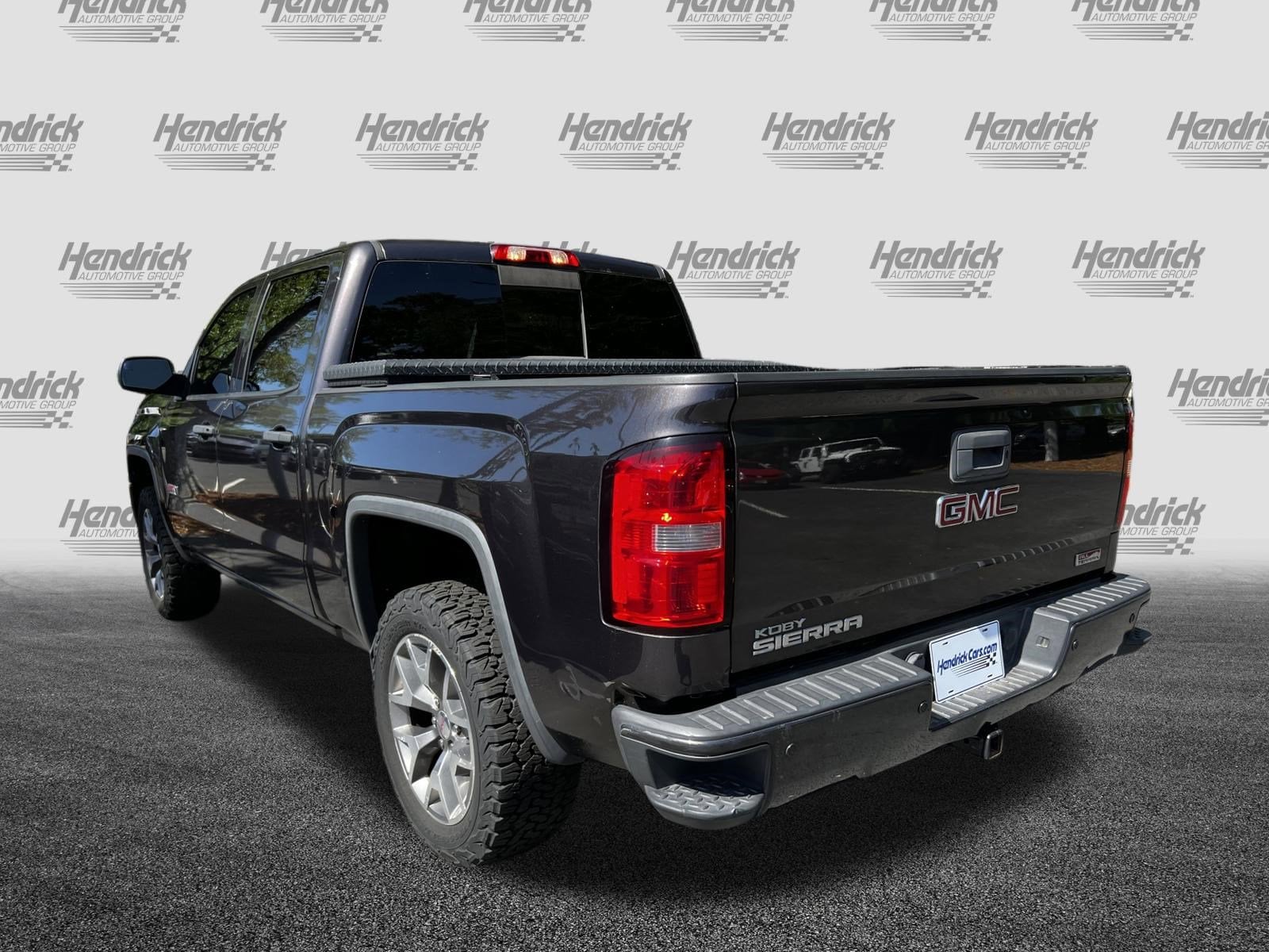 2015 GMC Sierra 1500 SLT photo 5