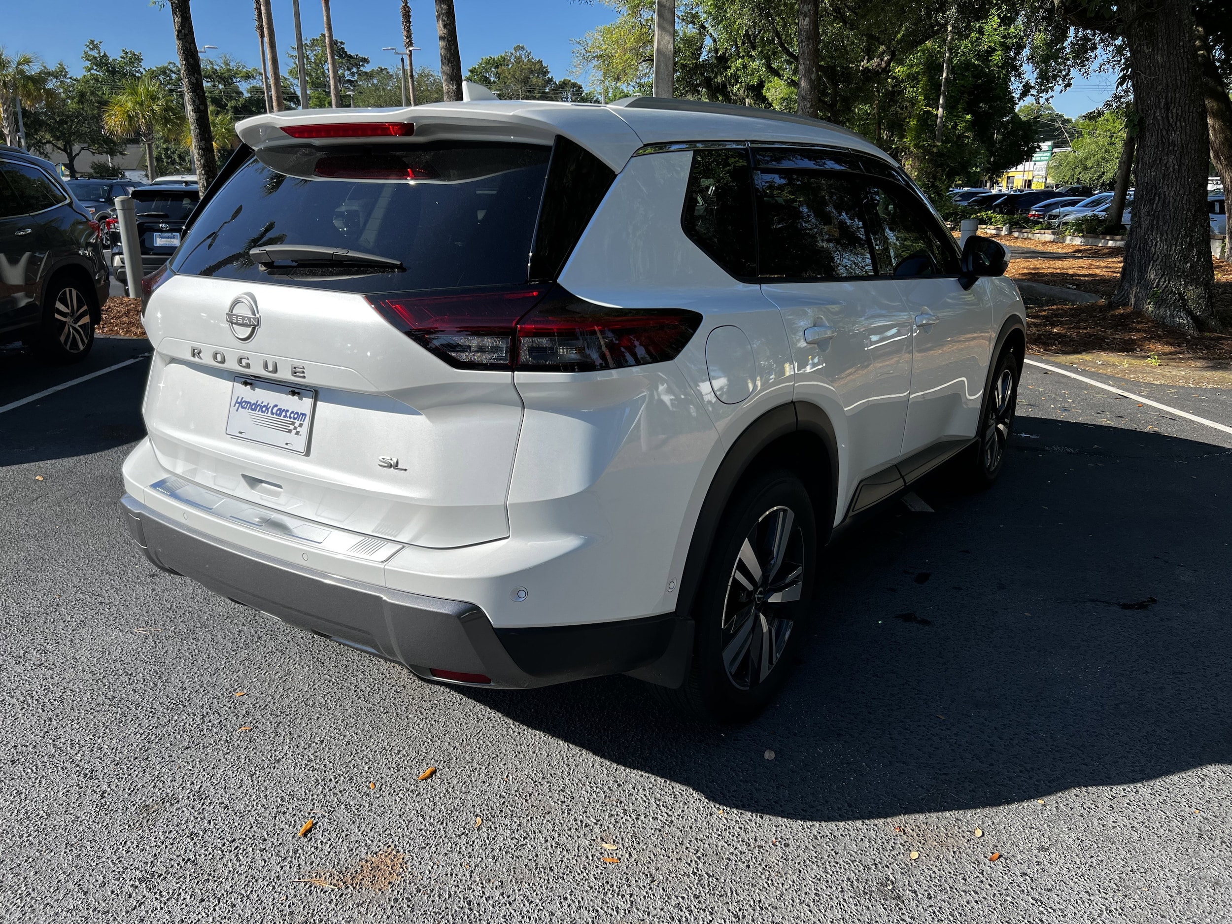 2024 Nissan Rogue SL photo 6