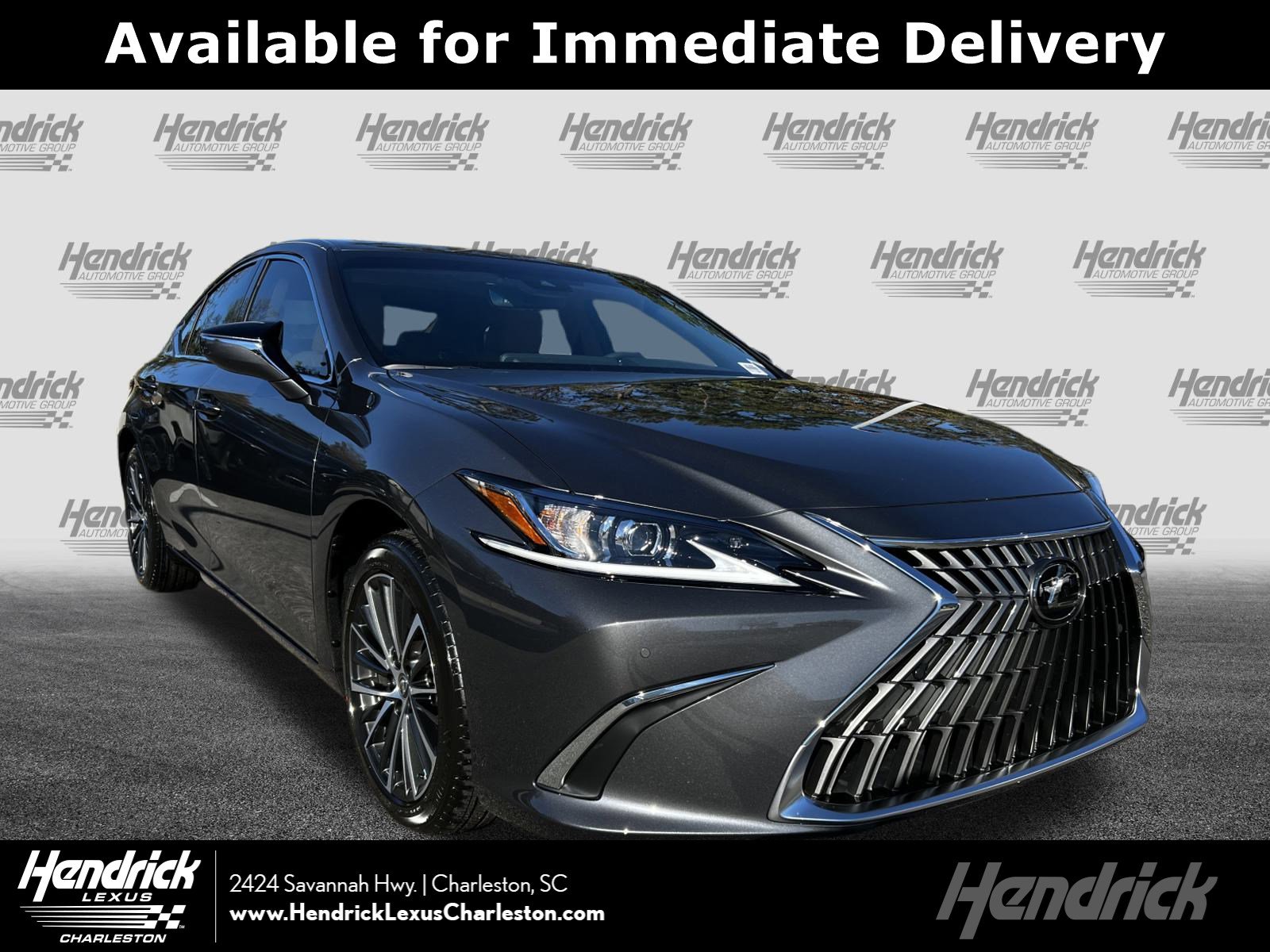 2025 Lexus ES 350's photo