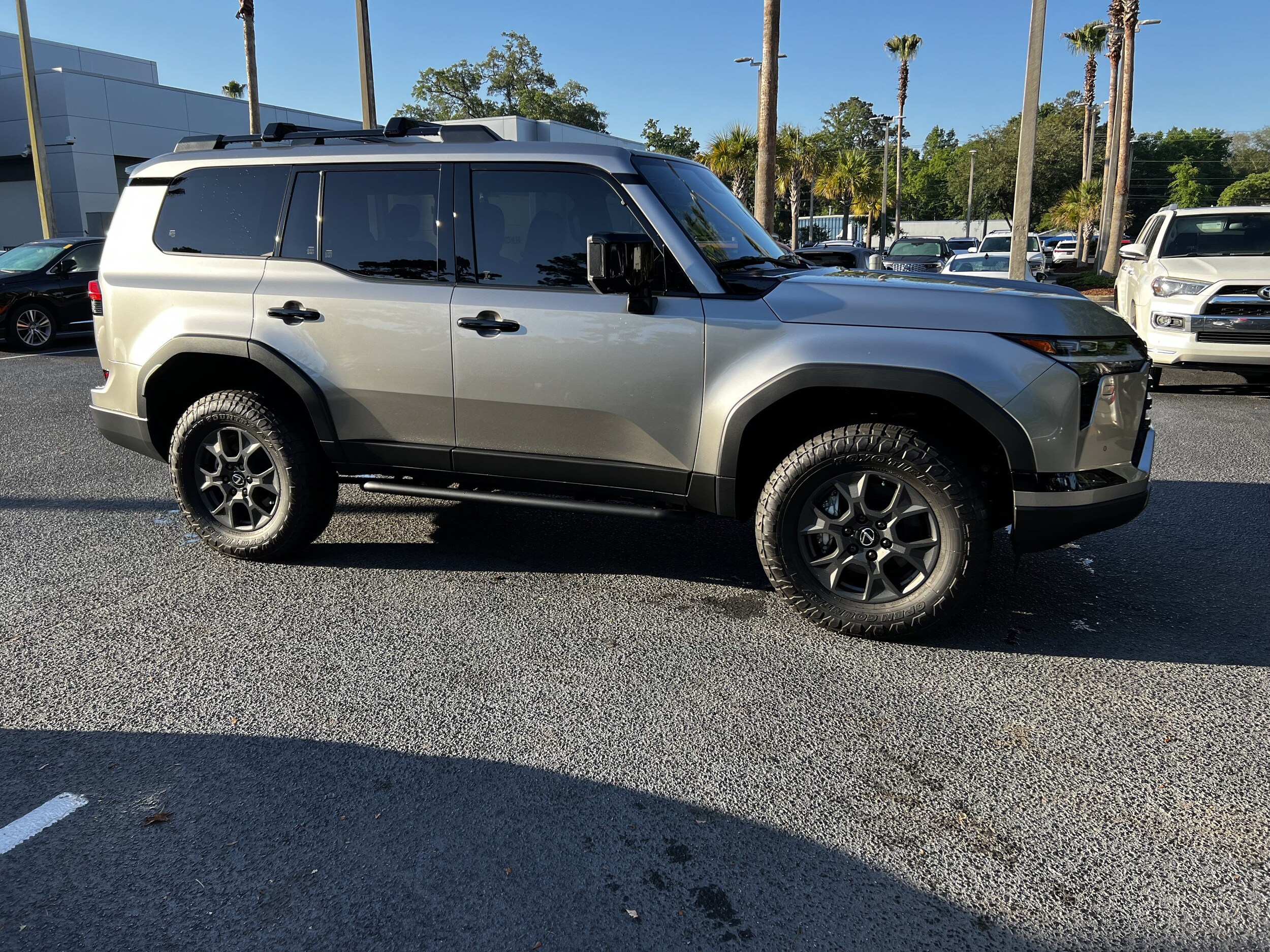 2026 LEXUS GX GX 550 Overtrail+ photo 3