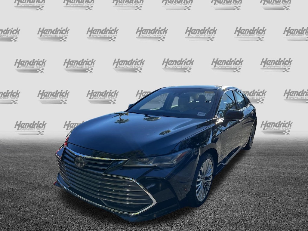 Used 2019 Toyota Avalon Limited Sedan