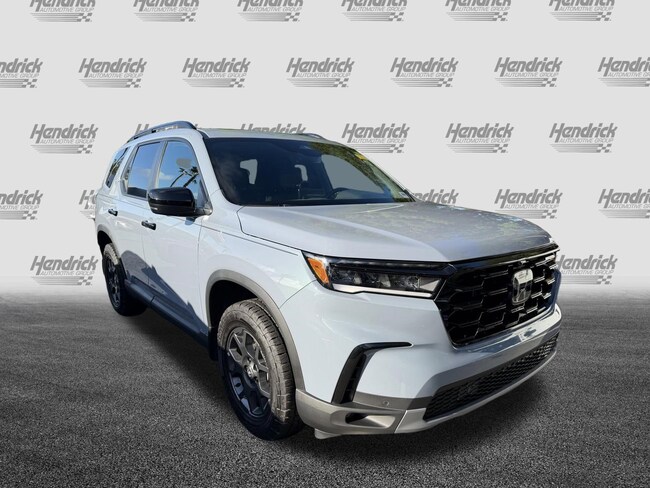 2025 Honda Pilot TrailSport SUV
