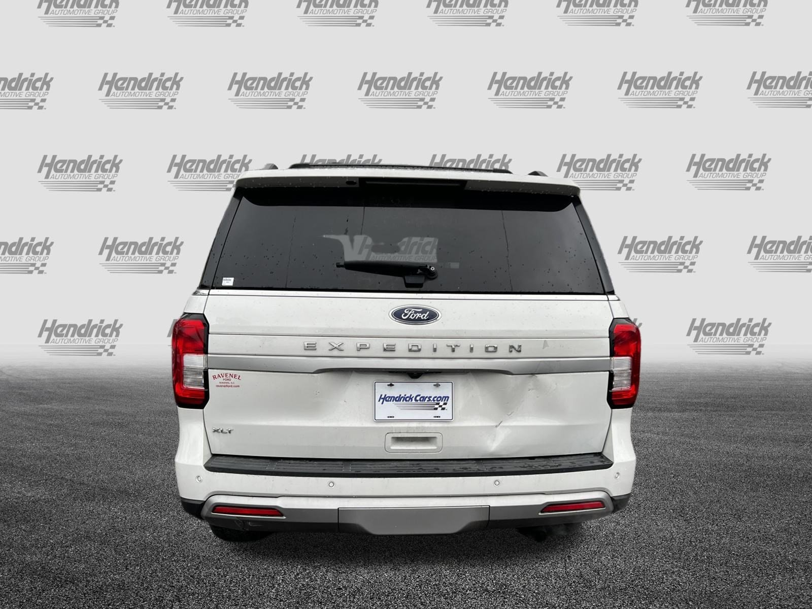 2022 Ford Expedition XLT photo 6