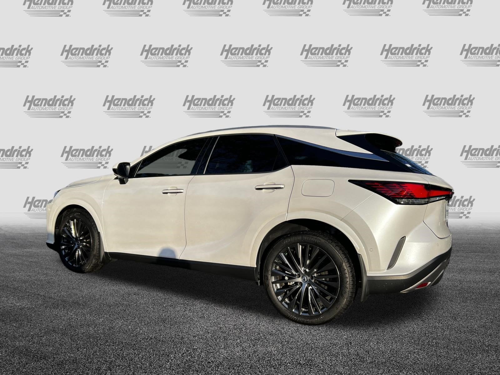 2023 LEXUS RX 350 LUXURY FWD photo 4