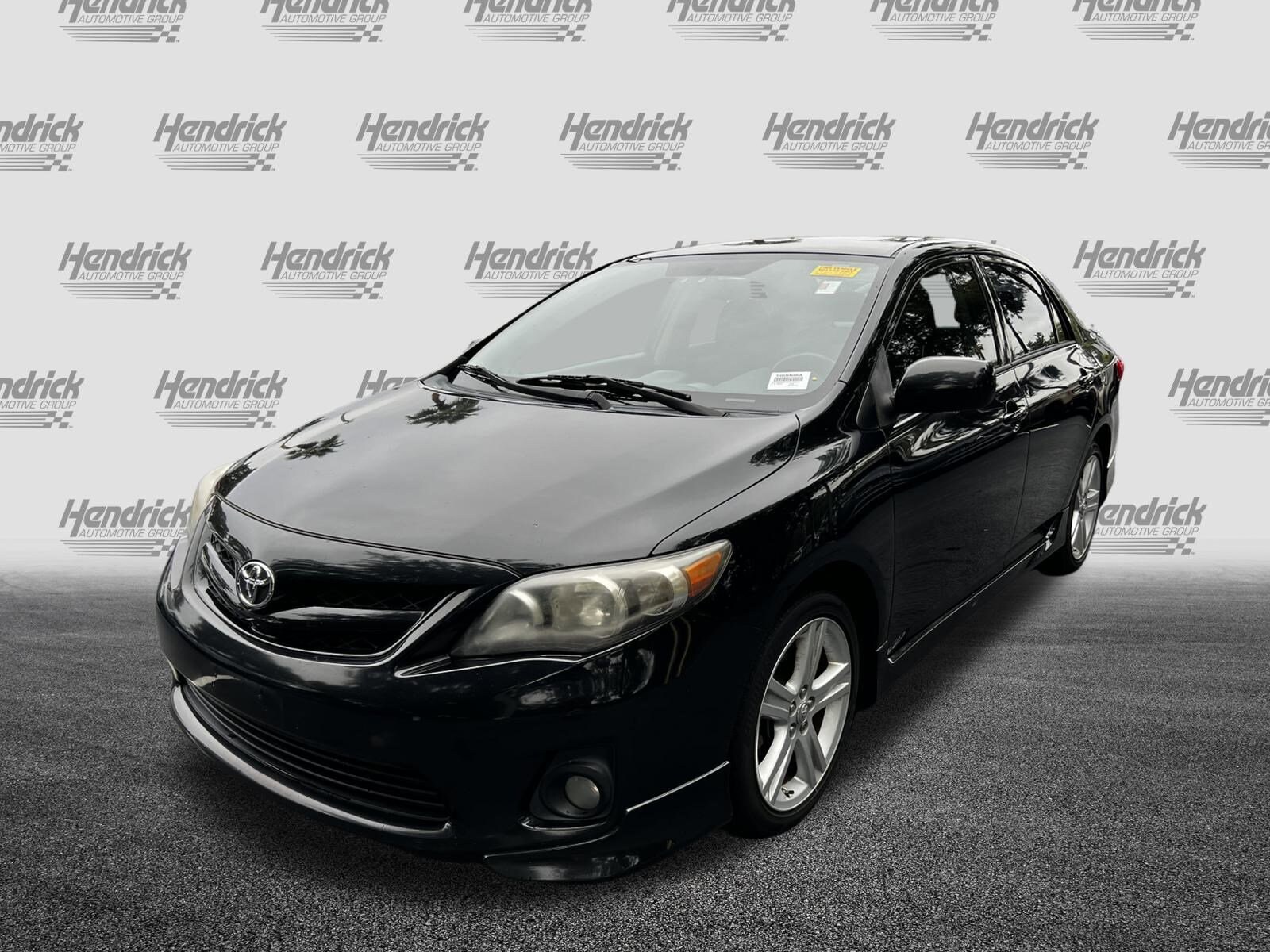 2013 Toyota Corolla S photo 4