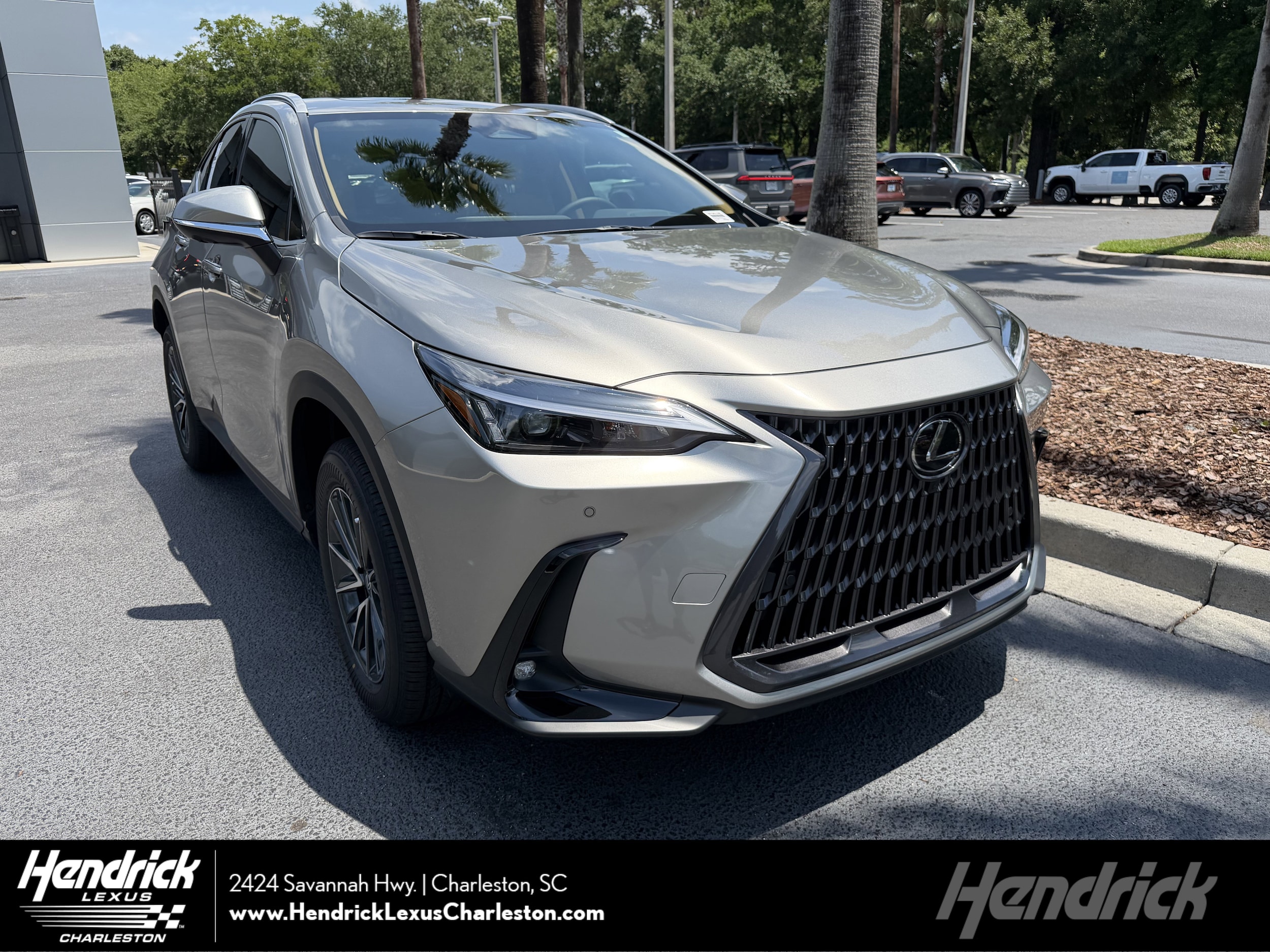 2026 Lexus NX 350h 350h Premium AWD's photo