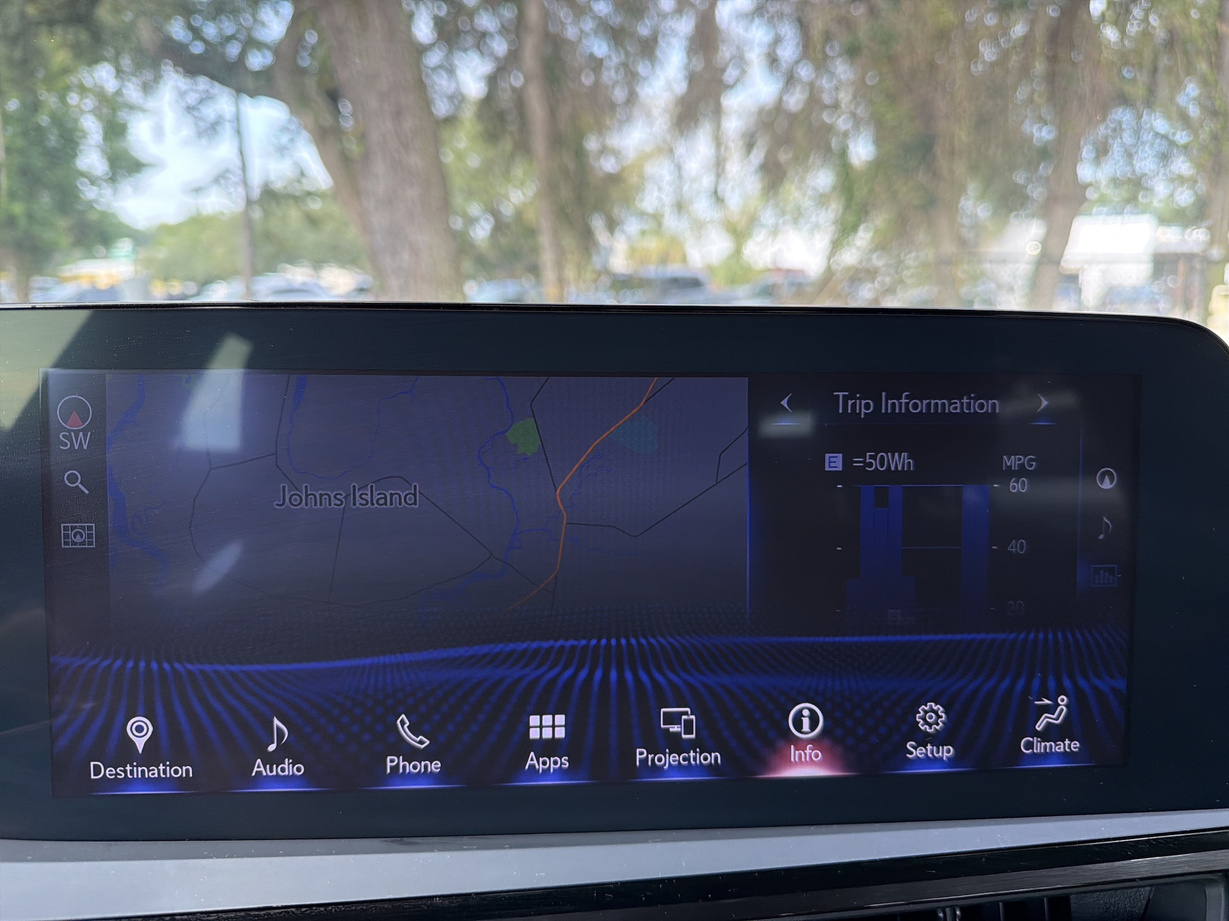 2022 Lexus ES Hybrid 21