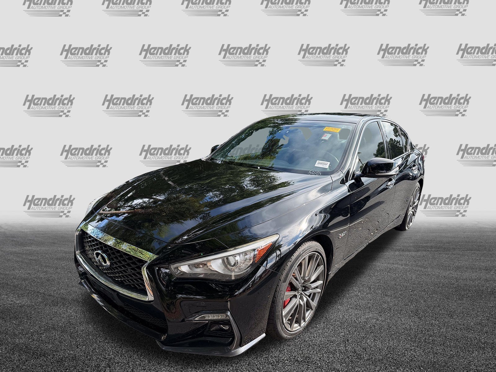 INFINITI Q50 RED SPORT 400