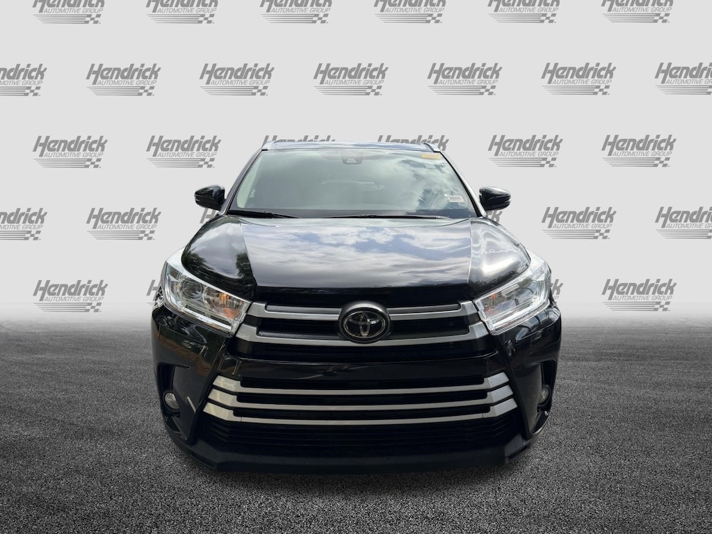Used 2018 Toyota Highlander XLE SUV