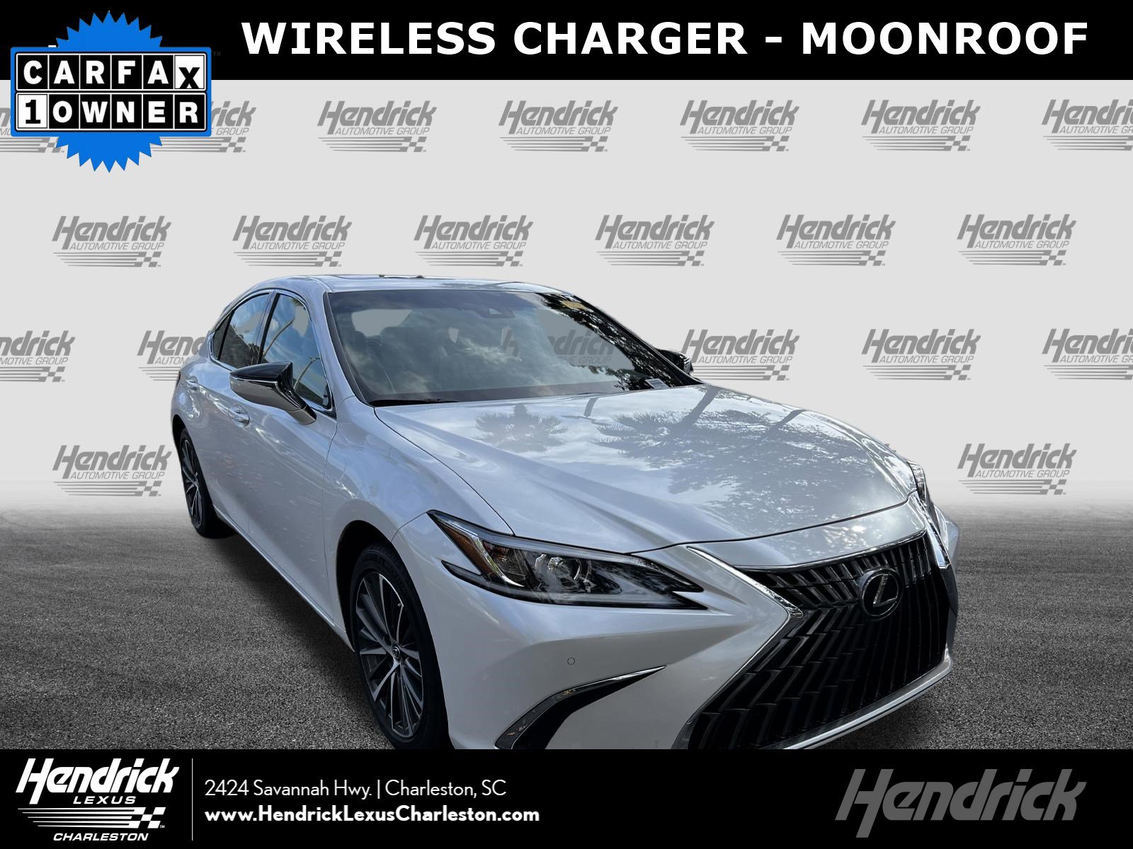 2025 Lexus ES Hybrid 300h's photo