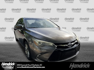 2017 Toyota Camry SE Sedan