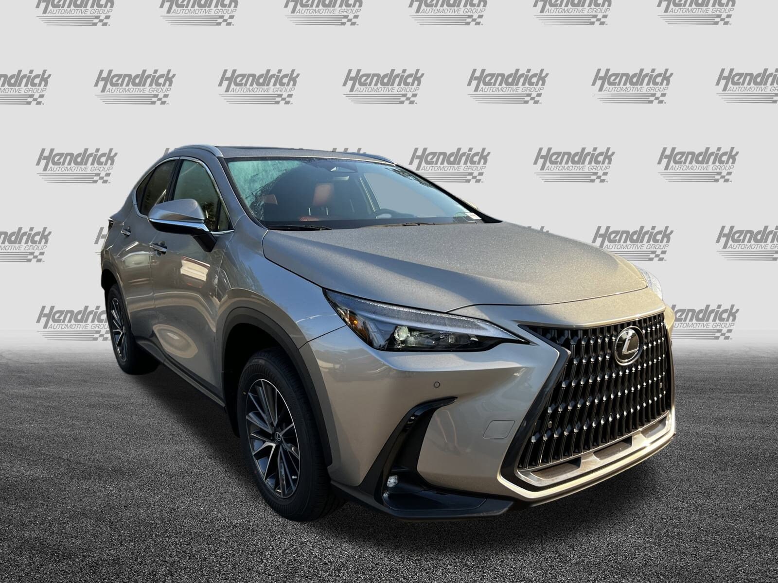2026 Lexus NX 350 Premium photo 2