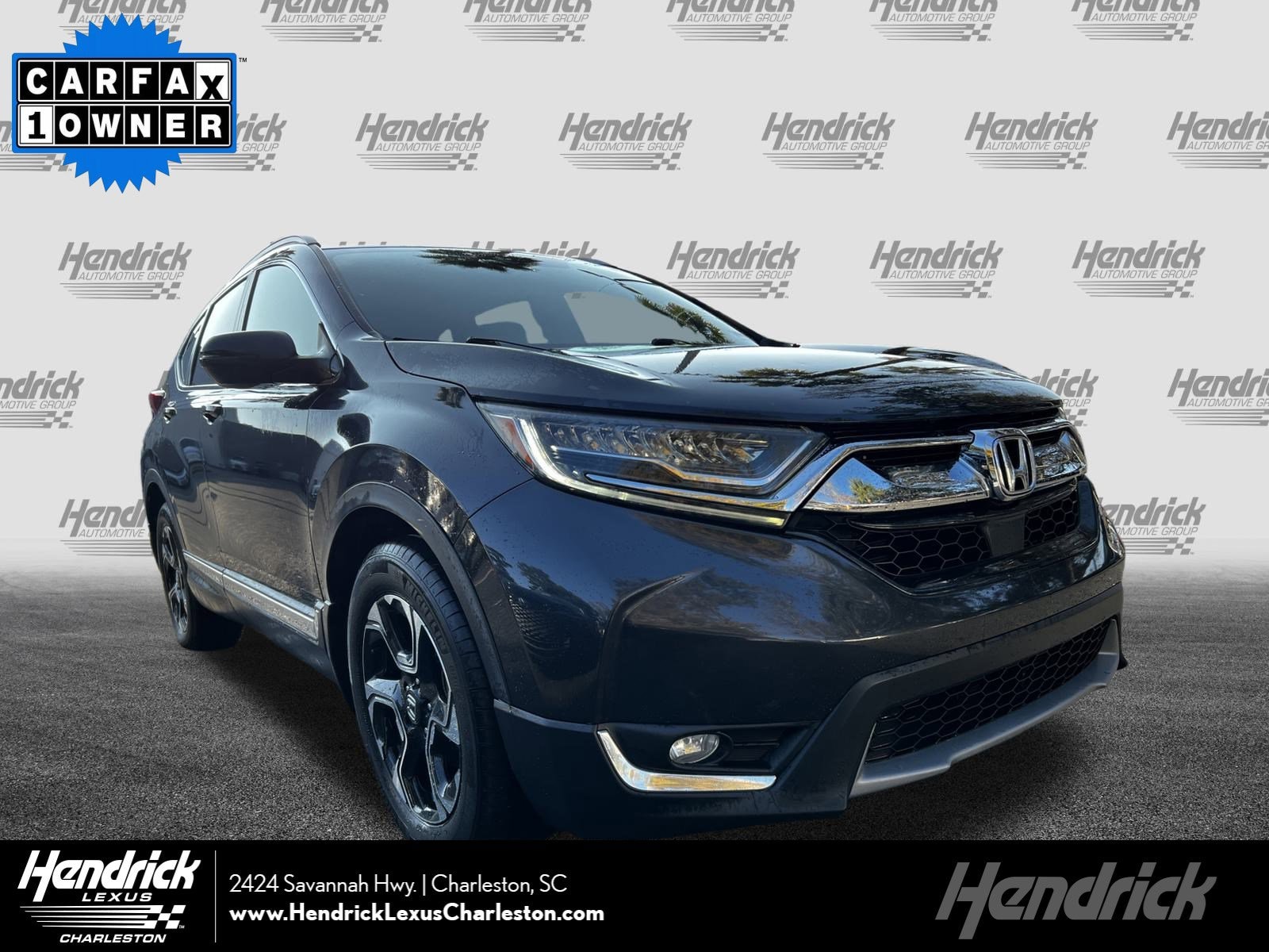 2017 Honda CR-V Touring's photo